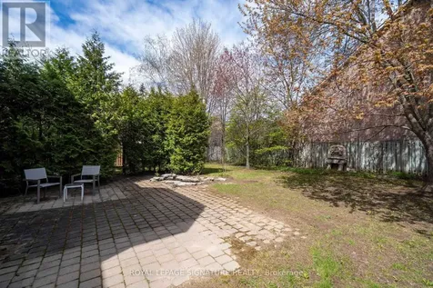 250 Laurentian Boulevard Vaughan ON L6A 2V3