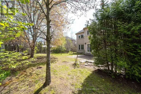 250 Laurentian Boulevard Vaughan ON L6A 2V3