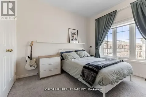 16 Hartney Drive Richmond Hill ON L4S 0J8