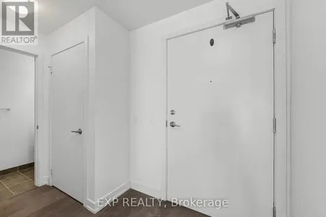 555 William Graham Drive Aurora ON L4G 7C4