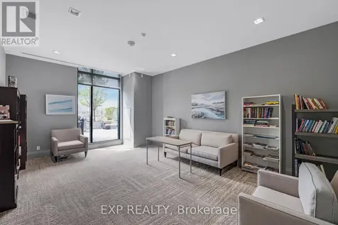 555 William Graham Drive Aurora ON L4G 7C4