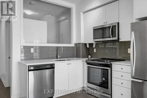 555 William Graham Drive Aurora ON L4G 7C4