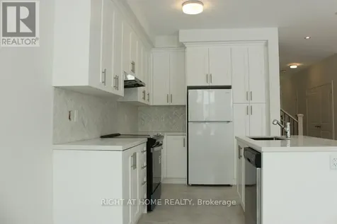 107 Schmeltzer Crescent Richmond Hill ON L4E 1J1
