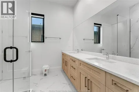 658 Lily Mac Boulevard Windsor ON N9E 0B1