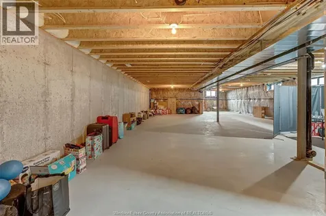 658 Lily Mac Boulevard Windsor ON N9E 0B1