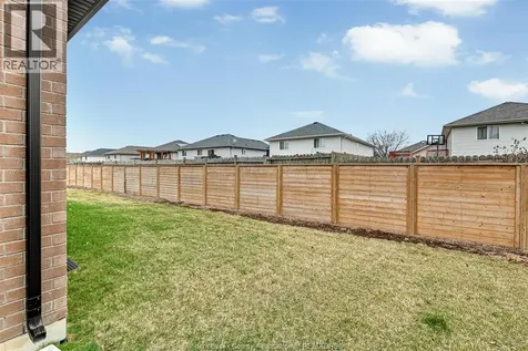 658 Lily Mac Boulevard Windsor ON N9E 0B1