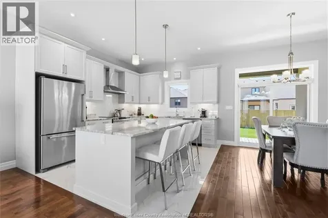946 Westwood Lakeshore ON N8L 1G5
