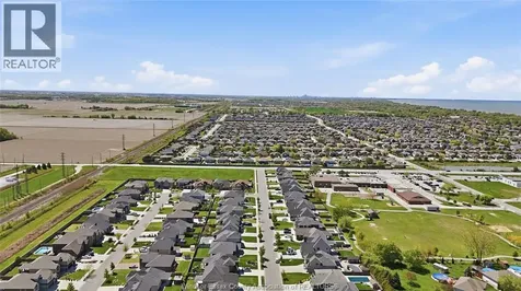 946 Westwood Lakeshore ON N8L 1G5