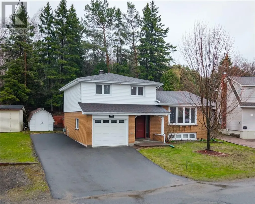 1086 Beverly Drive Greater Sudbury ON P3A 4B5