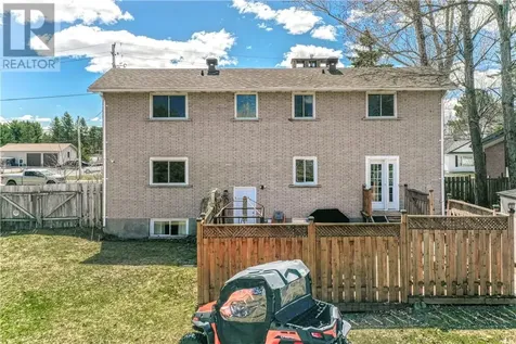 42 Oscar Street Hanmer ON P3P 1X6