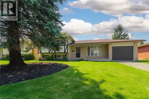 194 Fiddlers Green Road Ancaster ON L9G 1W6