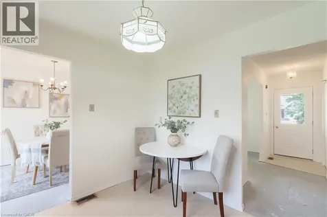 194 Fiddlers Green Road Ancaster ON L9G 1W6