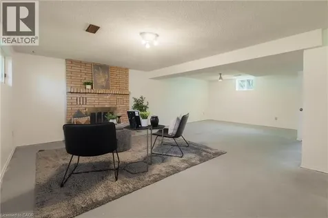 194 Fiddlers Green Road Ancaster ON L9G 1W6