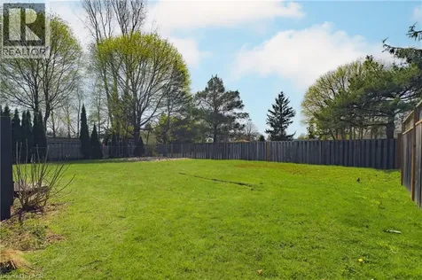 194 Fiddlers Green Road Ancaster ON L9G 1W6