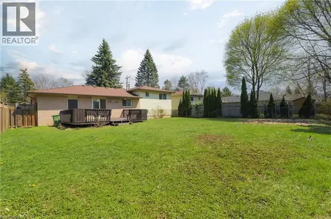 194 Fiddlers Green Road Ancaster ON L9G 1W6