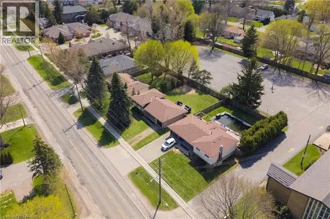 194 Fiddlers Green Road Ancaster ON L9G 1W6