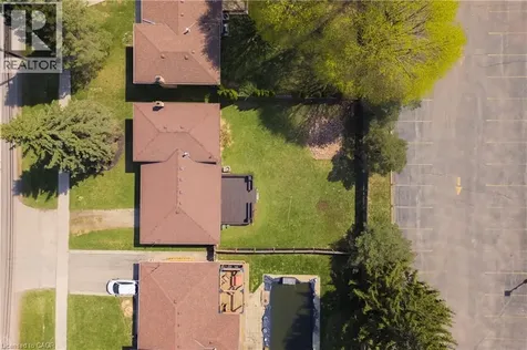 194 Fiddlers Green Road Ancaster ON L9G 1W6