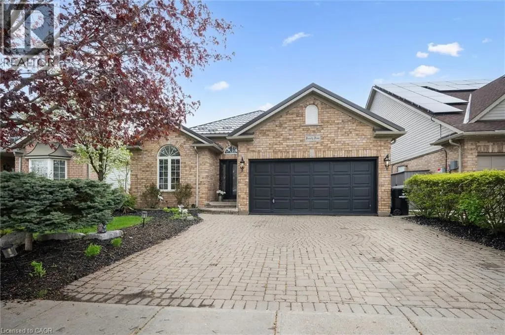 44 Mcnichol Drive Cambridge ON N1P 1C9