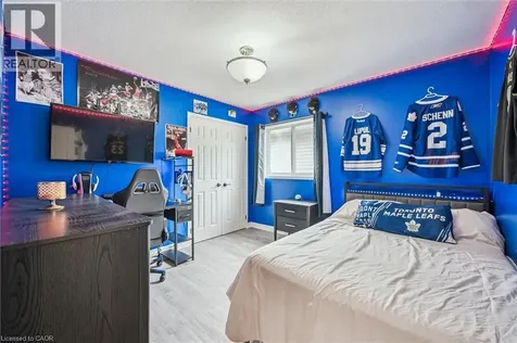 44 Mcnichol Drive Cambridge ON N1P 1C9