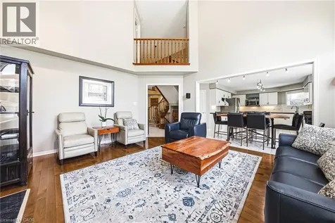 2162 Country Club Drive Burlington ON L7M 4B1