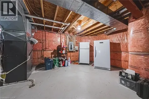 2162 Country Club Drive Burlington ON L7M 4B1