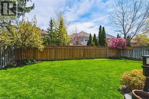 2162 Country Club Drive Burlington ON L7M 4B1