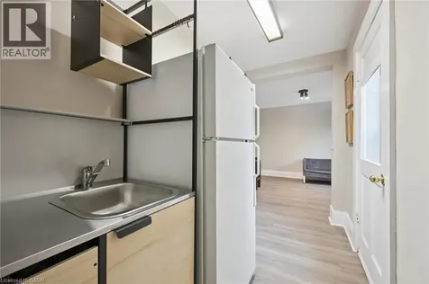 15 Gordon Avenue Kitchener ON N2H 1N7