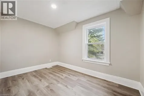 15 Gordon Avenue Kitchener ON N2H 1N7