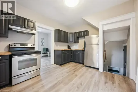 15 Gordon Avenue Kitchener ON N2H 1N7