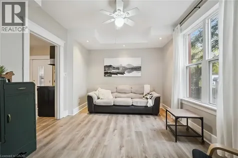 15 Gordon Avenue Kitchener ON N2H 1N7