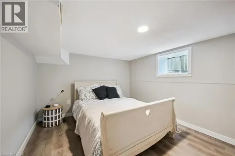 15 Gordon Avenue Kitchener ON N2H 1N7