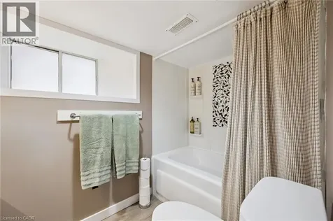 15 Gordon Avenue Kitchener ON N2H 1N7