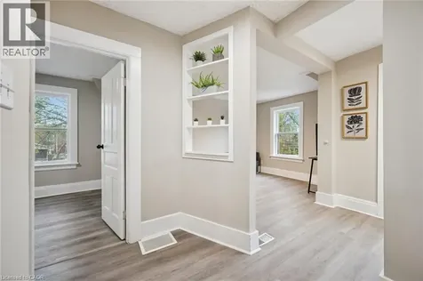 15 Gordon Avenue Kitchener ON N2H 1N7