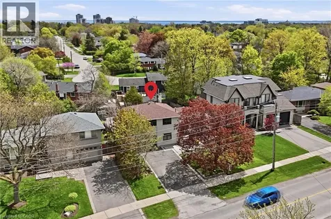 2122 Bridge Road Oakville ON L6L 2G1