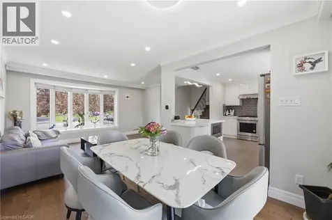 2122 Bridge Road Oakville ON L6L 2G1