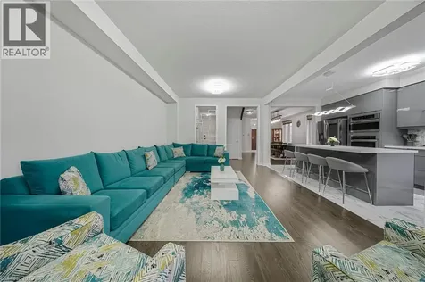 38 Gloria Street Kitchener ON N2R 0R1
