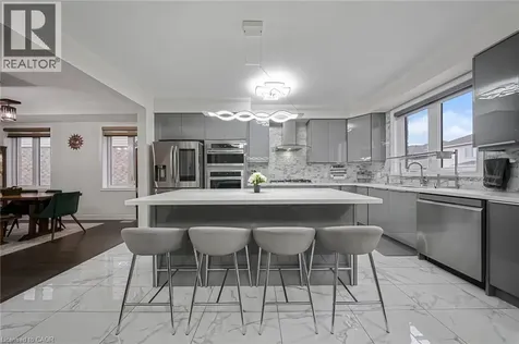 38 Gloria Street Kitchener ON N2R 0R1