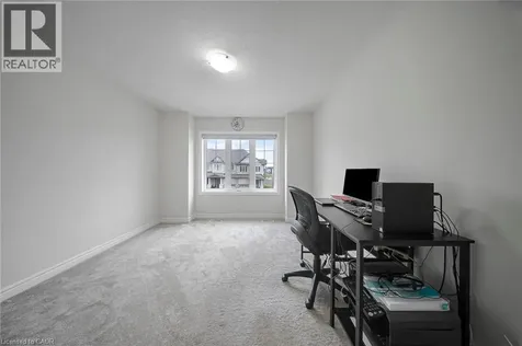 38 Gloria Street Kitchener ON N2R 0R1