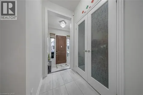 38 Gloria Street Kitchener ON N2R 0R1