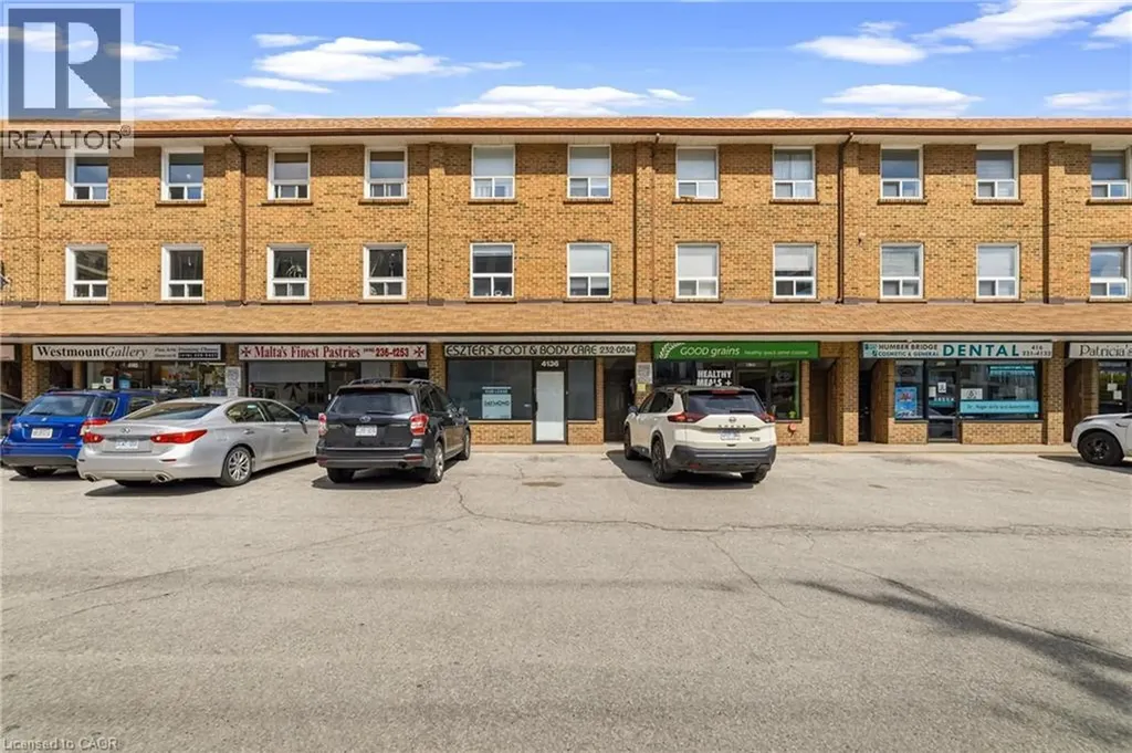 4136 Dundas Street West Etobicoke ON M8X 1X3