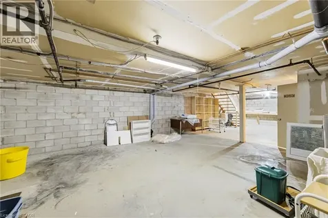4136 Dundas Street West Etobicoke ON M8X 1X3