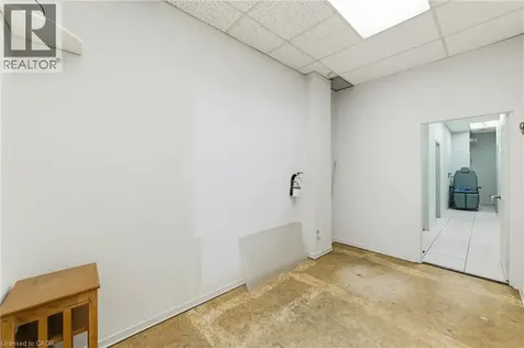 4136 Dundas Street West Etobicoke ON M8X 1X3