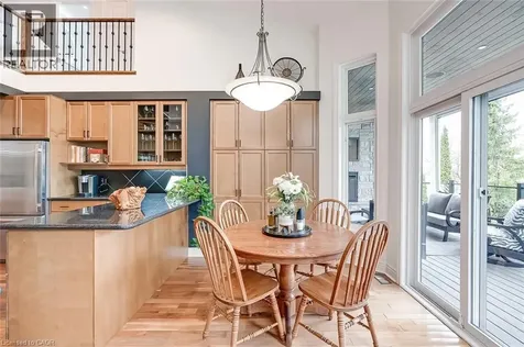 4285 Couples Crescent Burlington ON L7M 4Y8
