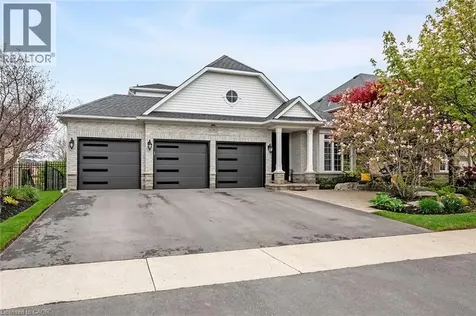 4285 Couples Crescent Burlington ON L7M 4Y8