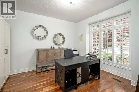 4285 Couples Crescent Burlington ON L7M 4Y8