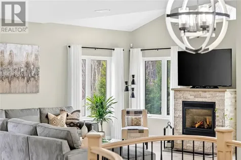 47 Gleneden Court Garson ON P3L 1L6