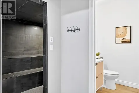 47 Gleneden Court Garson ON P3L 1L6