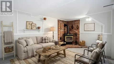 21 Oak Street St. Thomas ON N5R 1R5