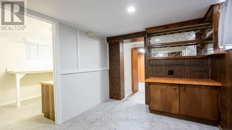 21 Oak Street St. Thomas ON N5R 1R5