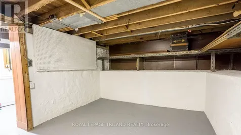 21 Oak Street St. Thomas ON N5R 1R5